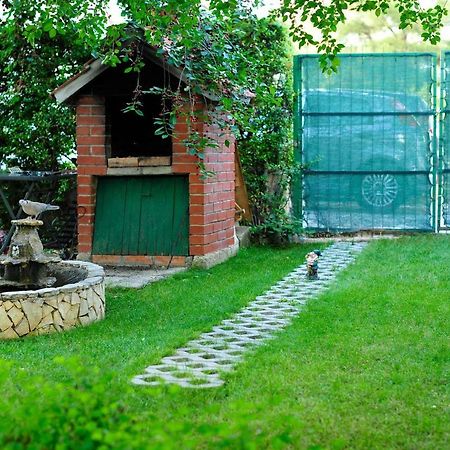 Green Garden Apartment Сплит Экстерьер фото